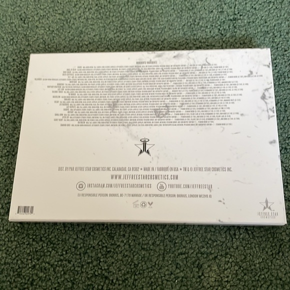 Jeffree Star Cremated palette - Picture 3 of 6